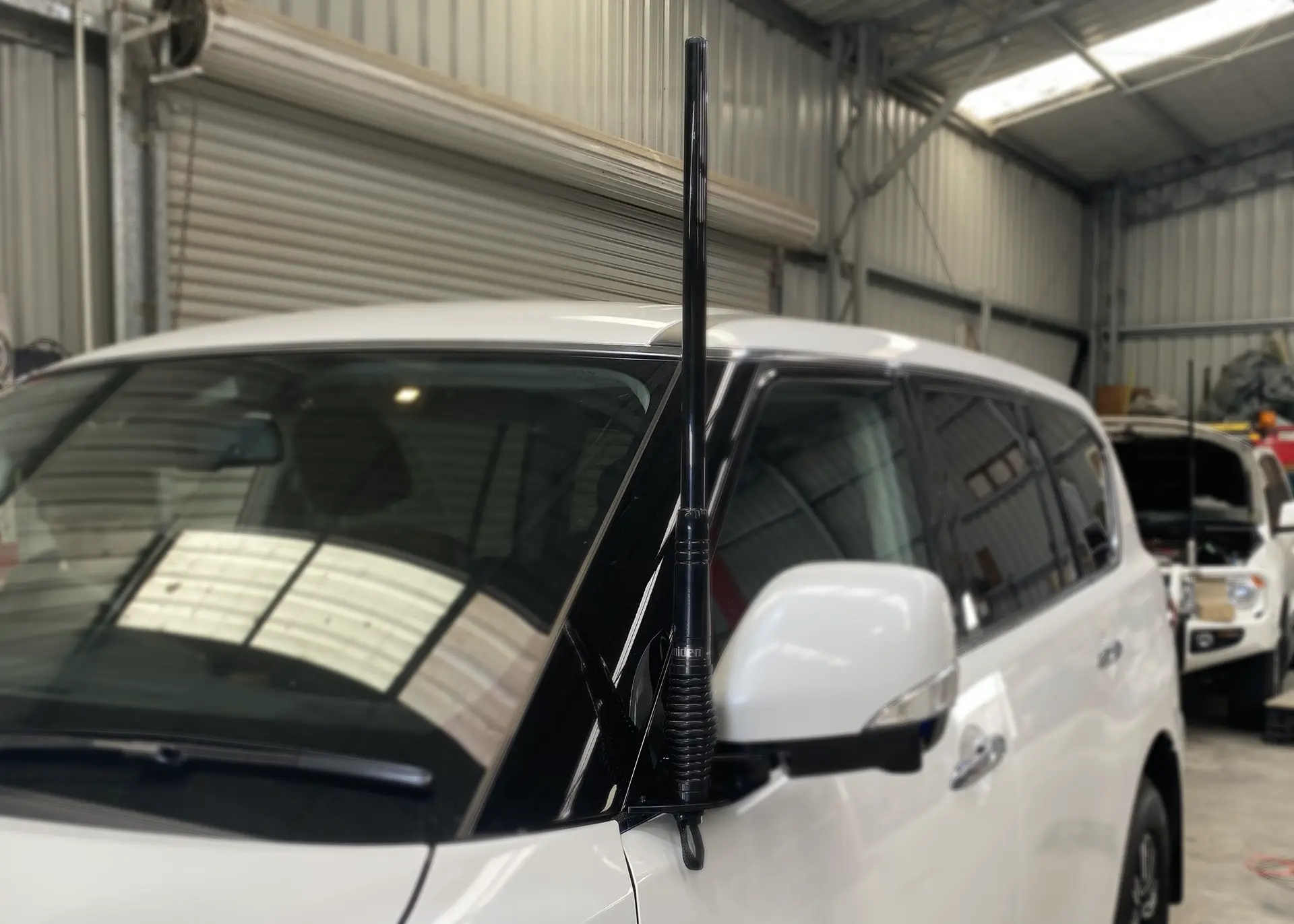 Howards - UHF Antenna Installation - Nissan Patrol 01
